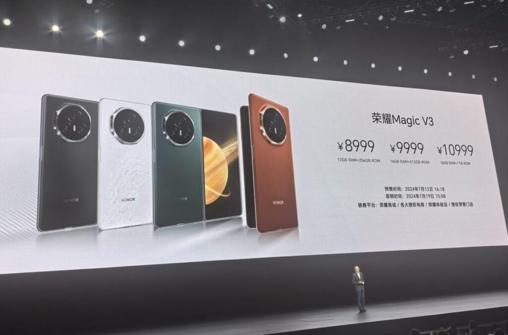 HONOR Magic V3 提供12GB RAM + 256GB ROM、16GB RAM + 512GB ROM 及 16GB RAM + 1TB ROM﹐定價分別為8,999、9,999 及 10,999人民幣。並於稍後時間就會正式登陸香港,有興趣的網友就要留意本站的報導!