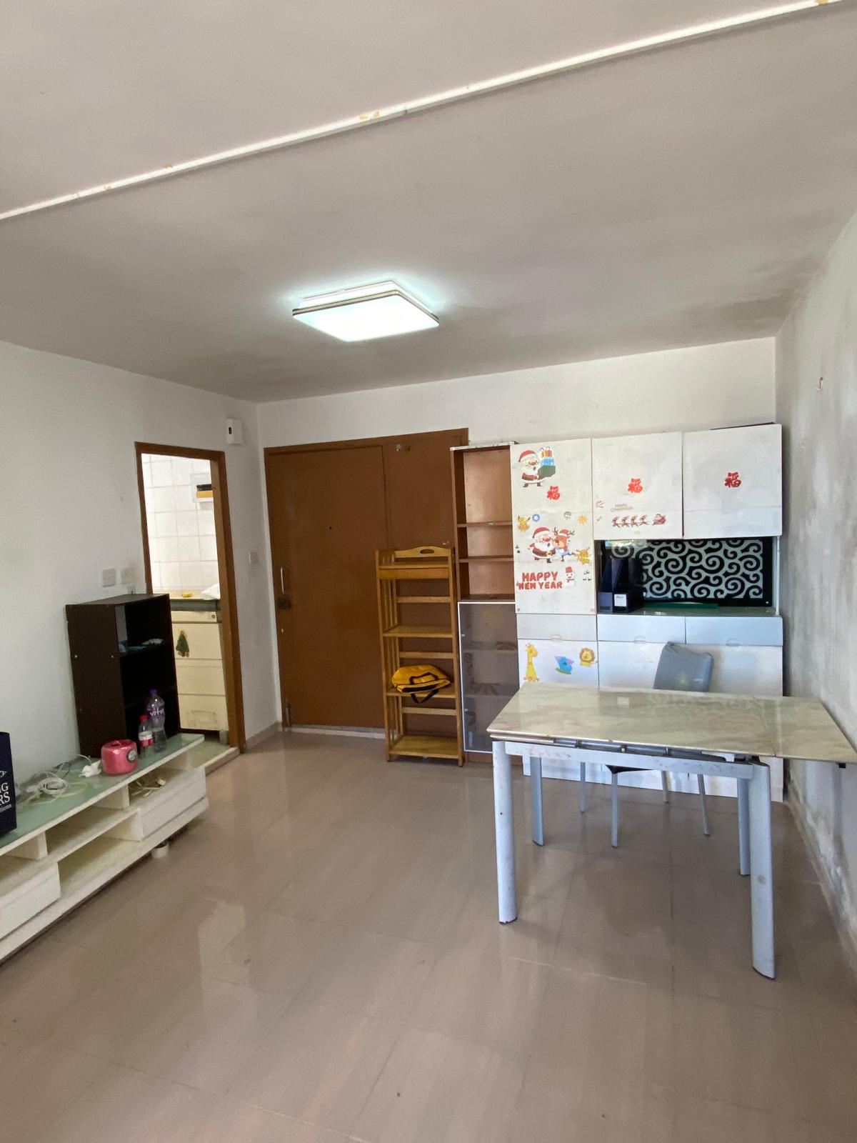 單位屬兩房大廳開則,大廳空間頗闊落。(代理提供)