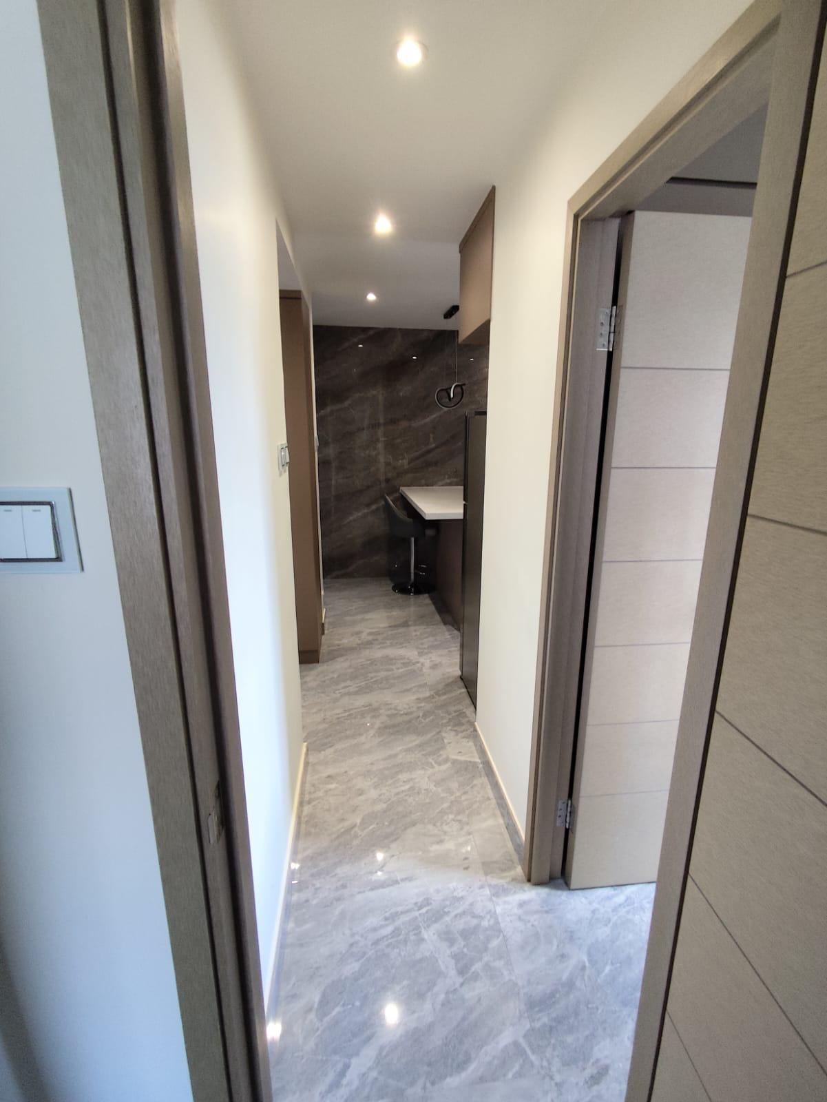 房間對出走廊。(代理提供)