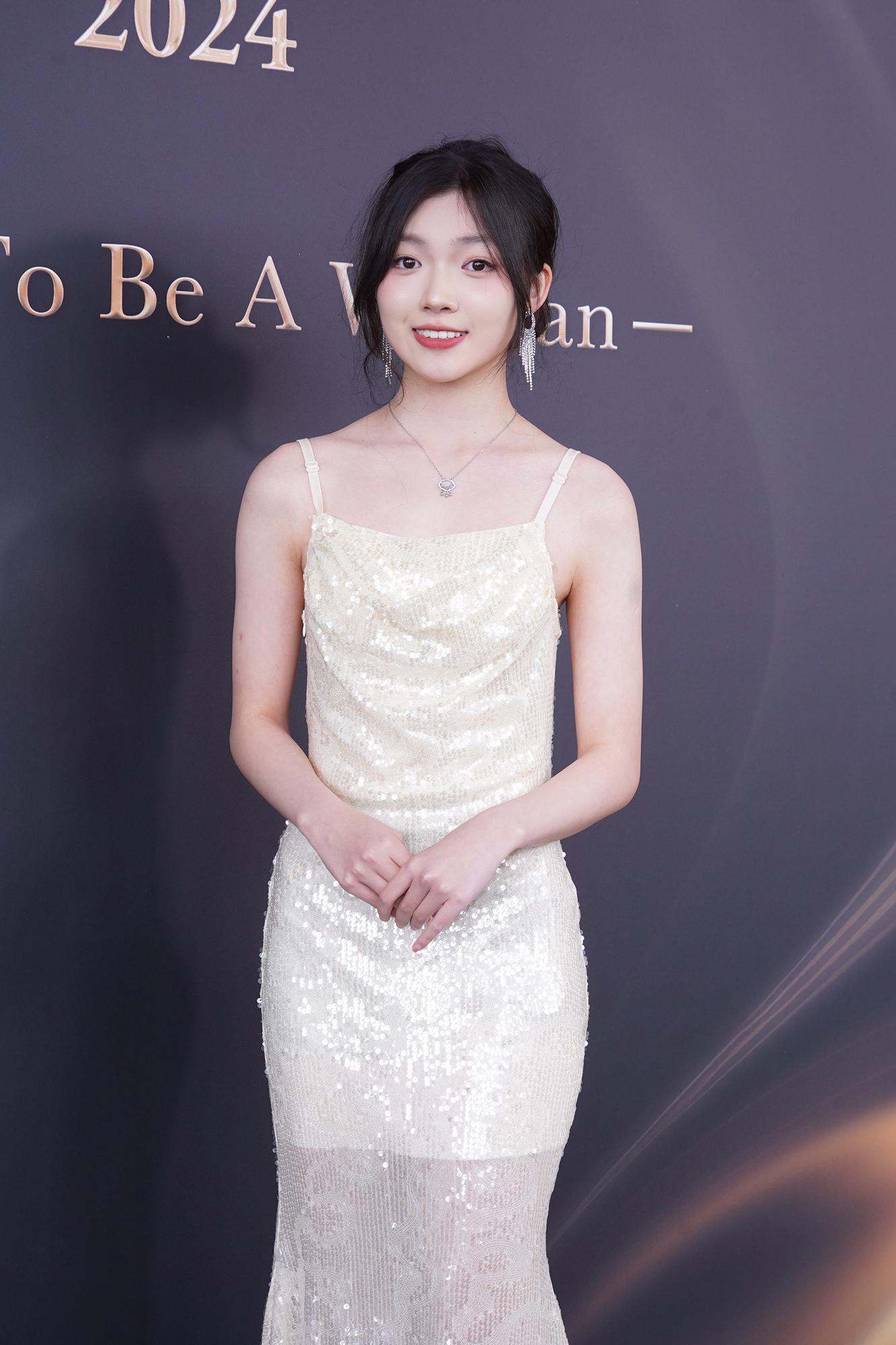 Jessie,18歲,中六就畢業