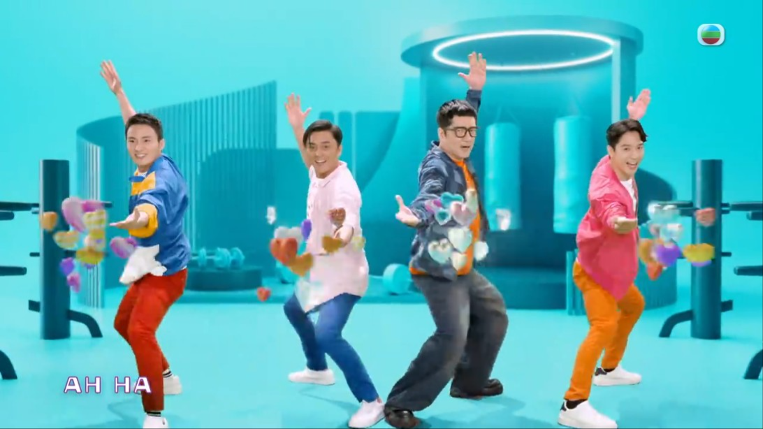 《愛.回家之開心速遞》換上全新片頭,由姚焯菲唱新的主題曲。