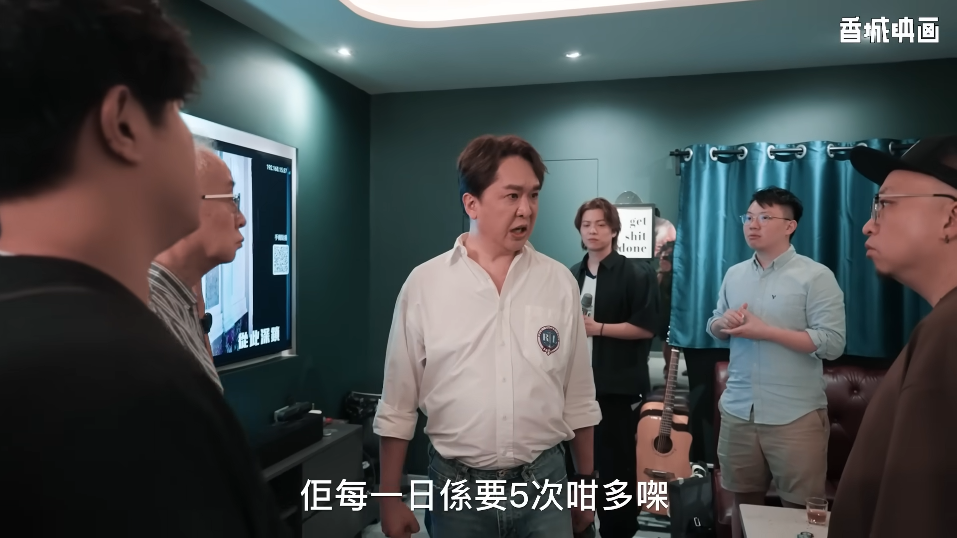 鄧兆尊在片中對於老婆被綁匪撕票大感開心。