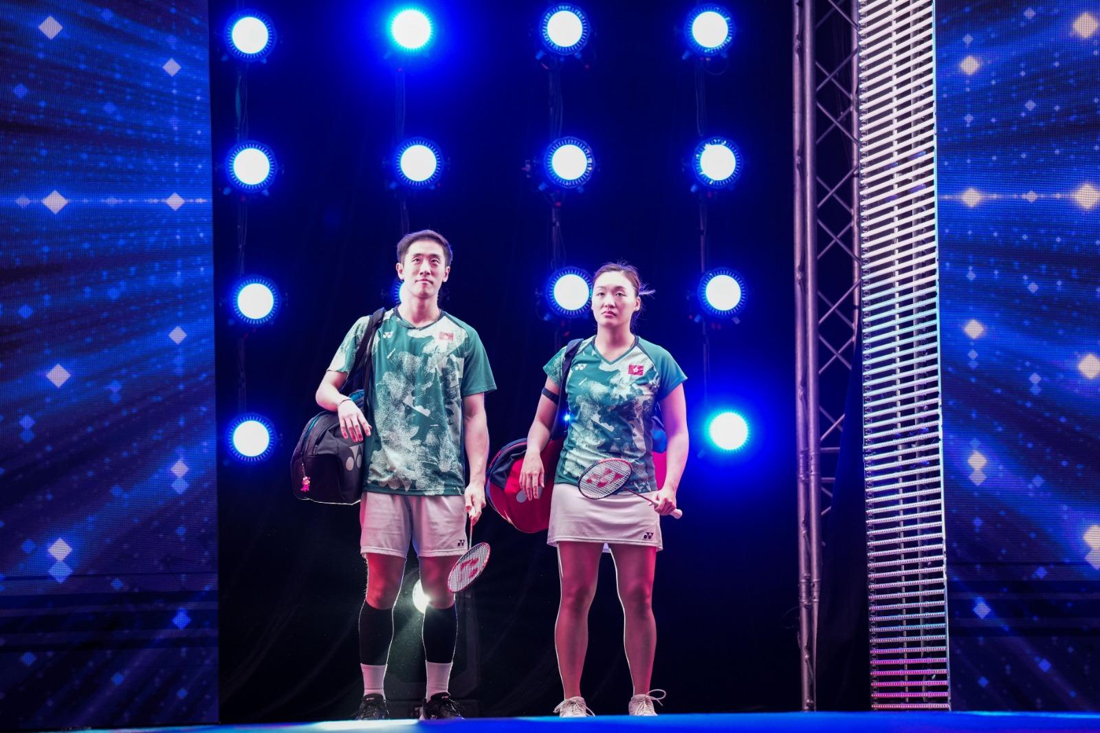 巴黎奧運|謝影雪/鄧俊文二人皆是左手握拍。