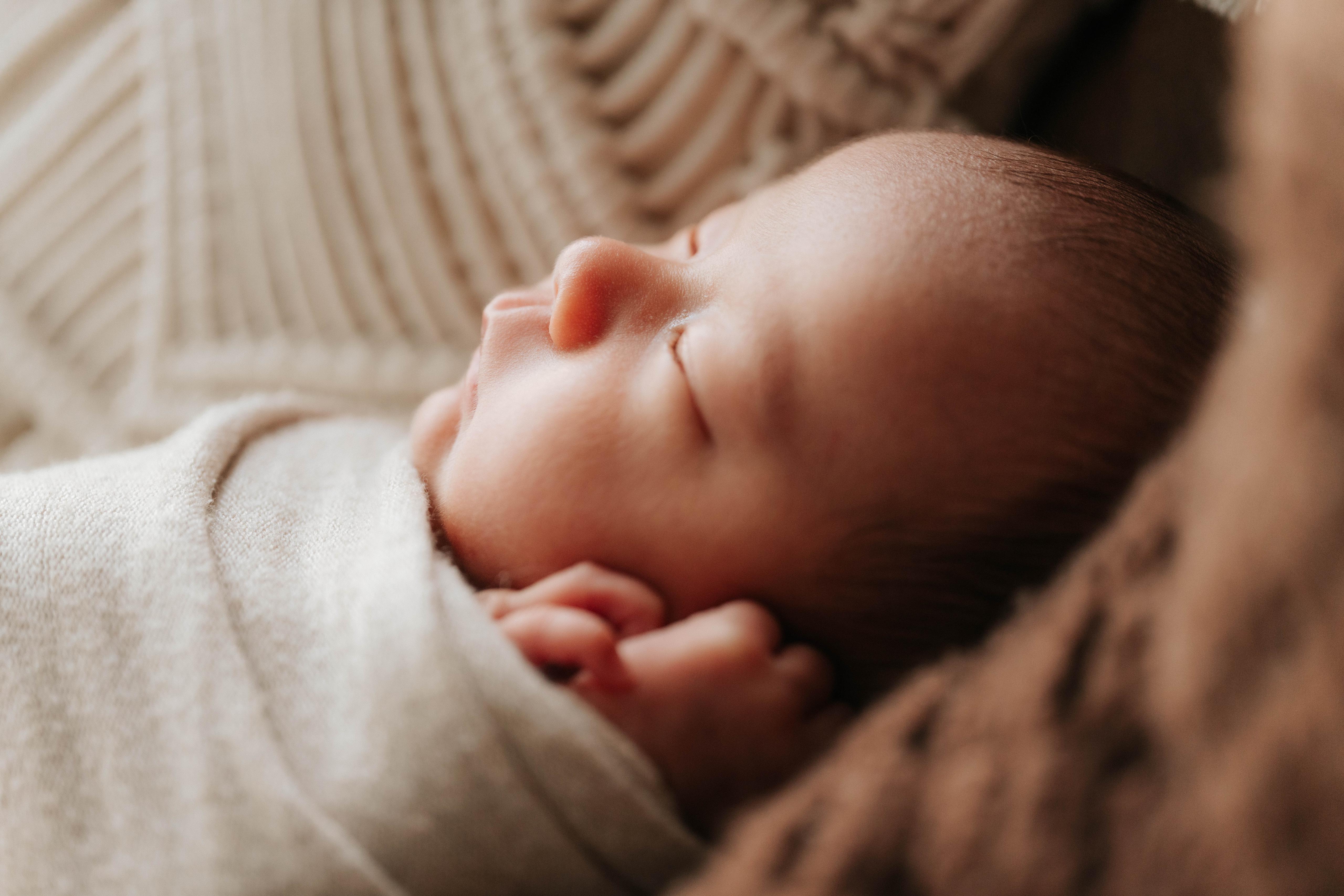 文凱玲早前宣布B女Iyla順利出世,但原來Iyla是早產嬰兒。