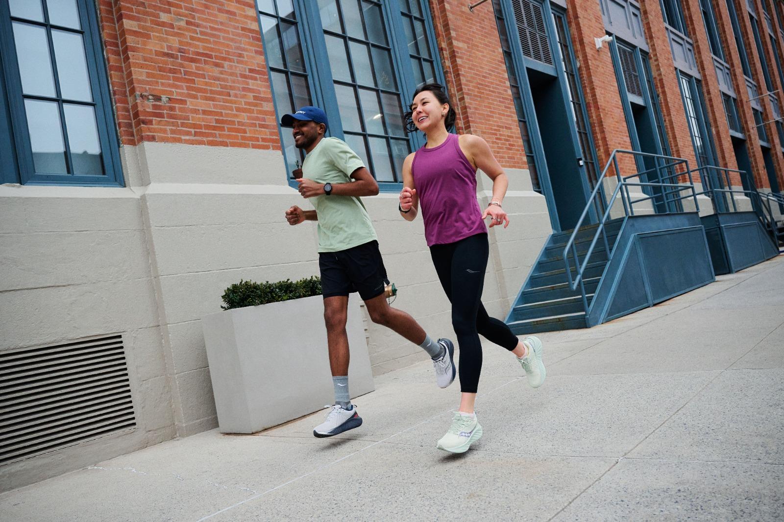 跑鞋推薦| Saucony Triumph 22緩震中底大升級。