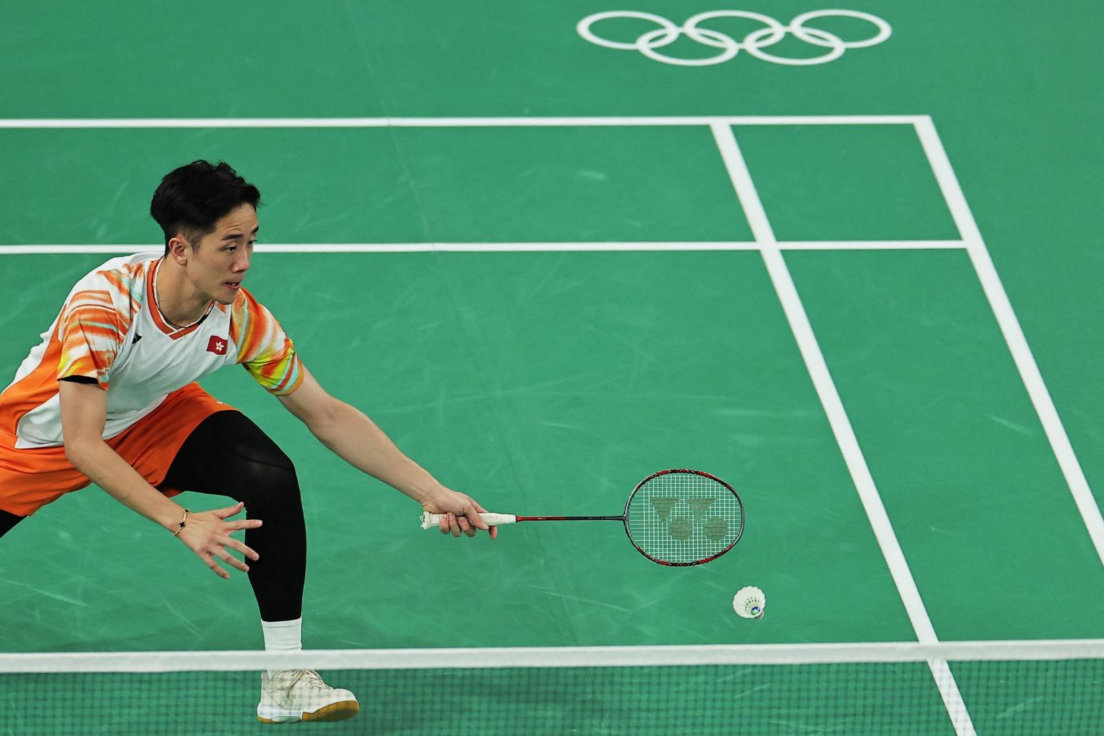 鄧俊文都有同款的Van Cleef & Arpels手鏈,縞瑪瑙款式為$36,000。