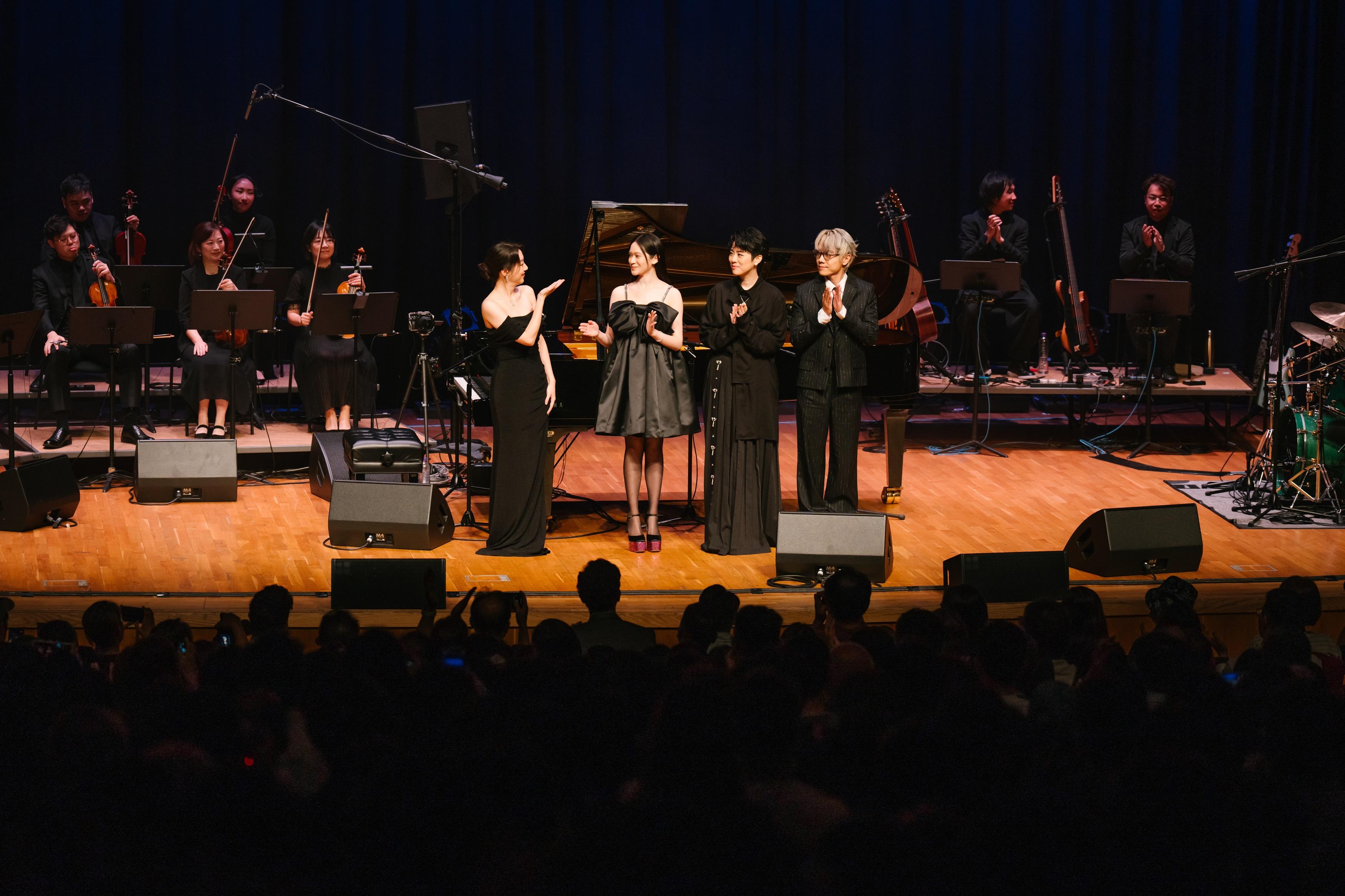 Joyce 請來樂壇友好Cloud、家謙與Yoyo擔任嘉賓。