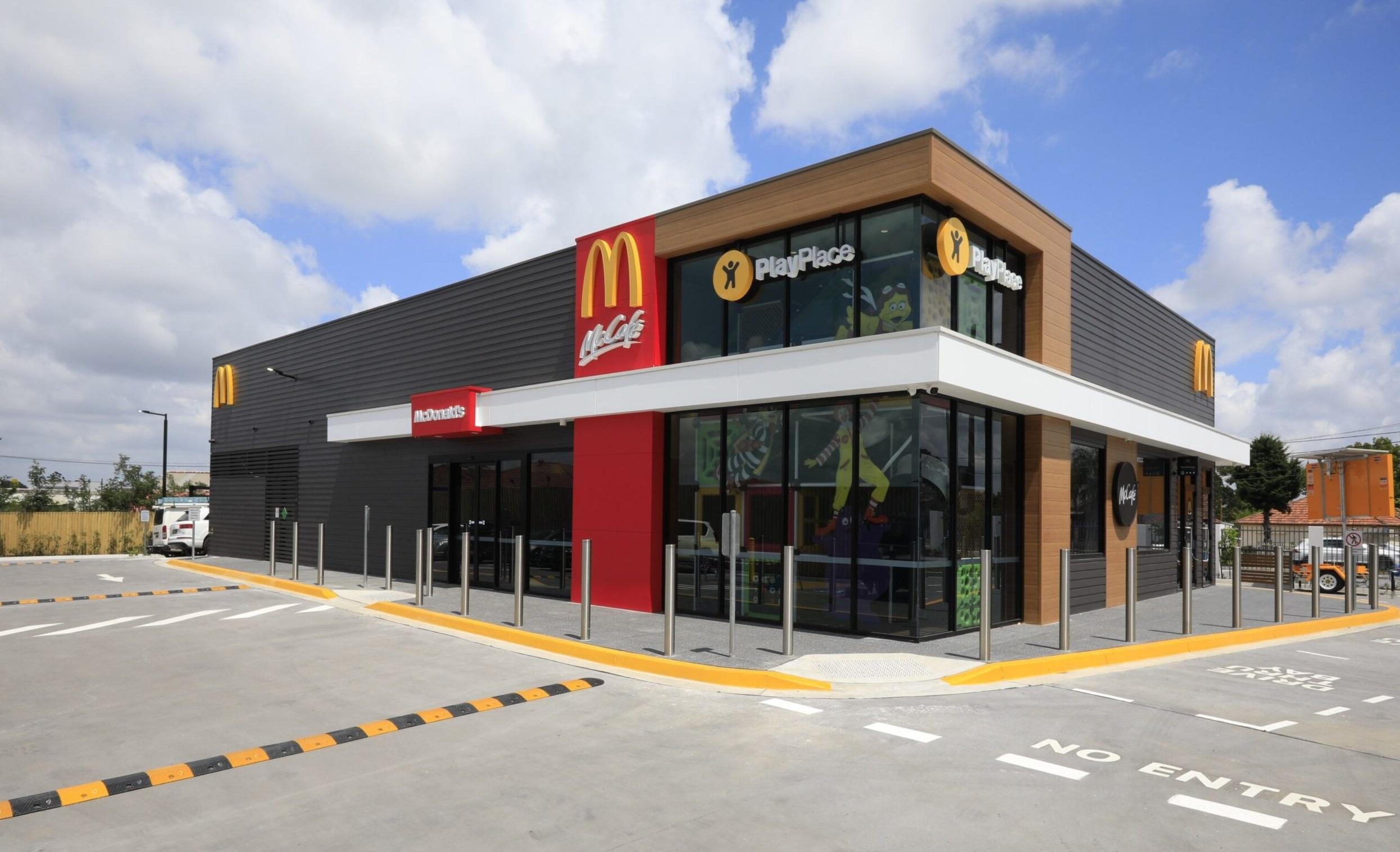 因雞蛋供應緊張,澳洲麥當勞被迫大幅縮短早餐時段。(互聯網)