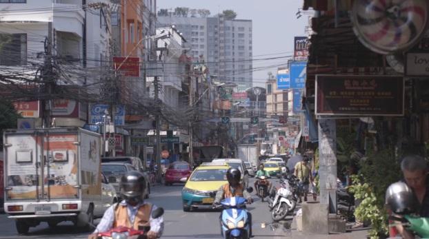 曼谷匯狂區市況。(互聯網)