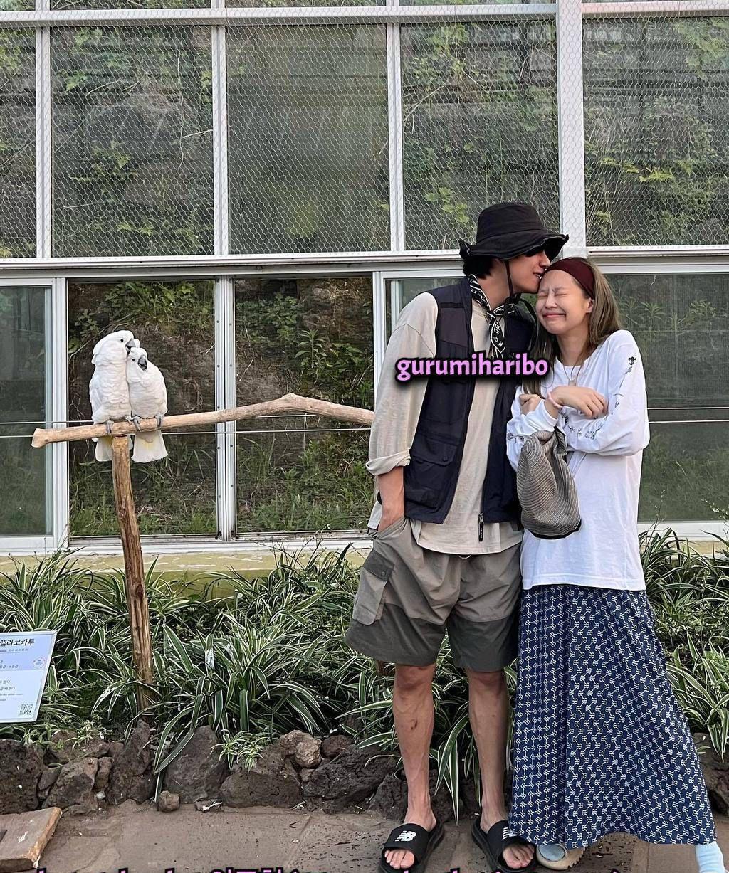 Jennie與V的地下情傳聞已成過去。