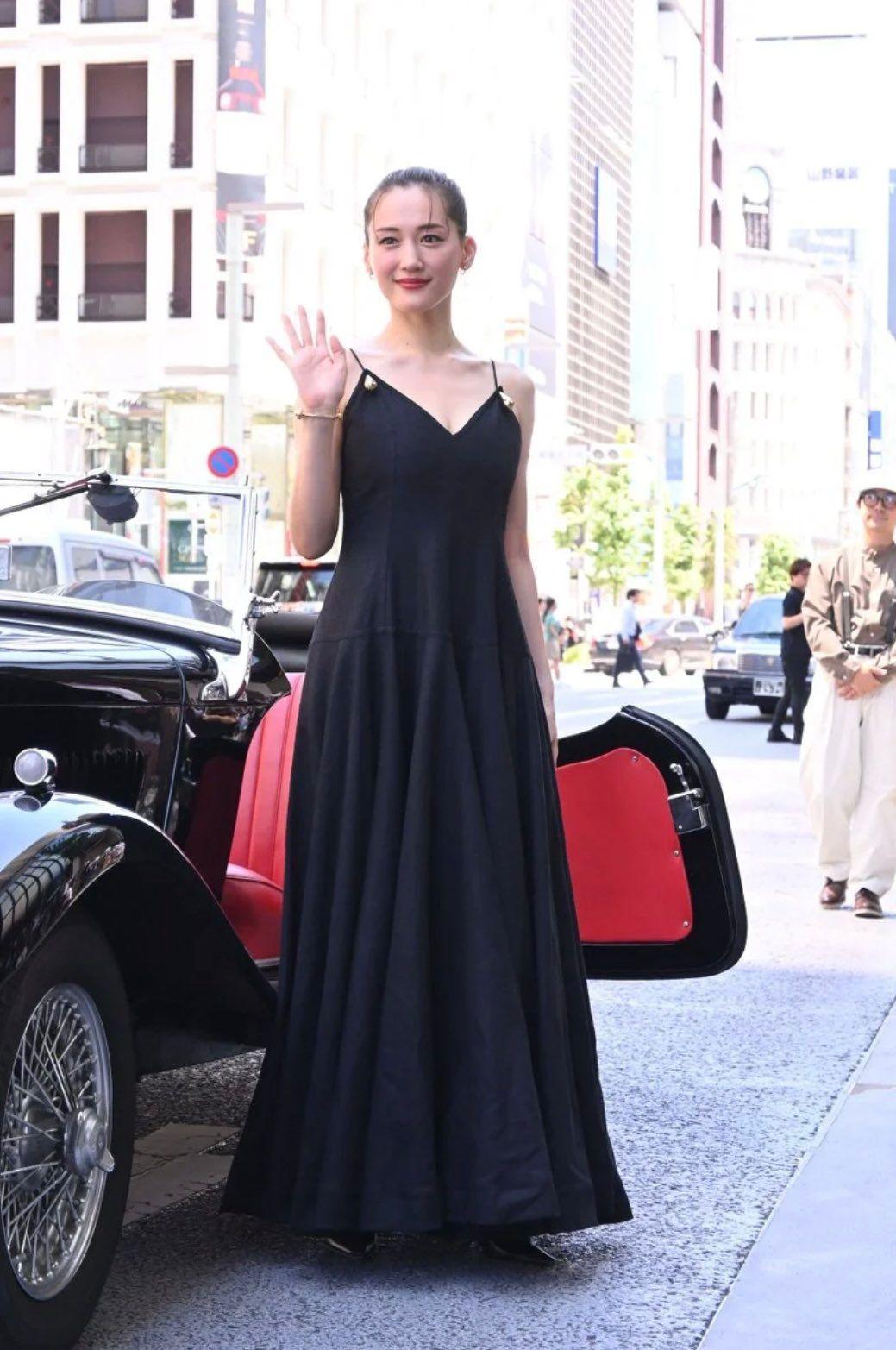 39歲女神綾瀨遙近日爆出新戀情。