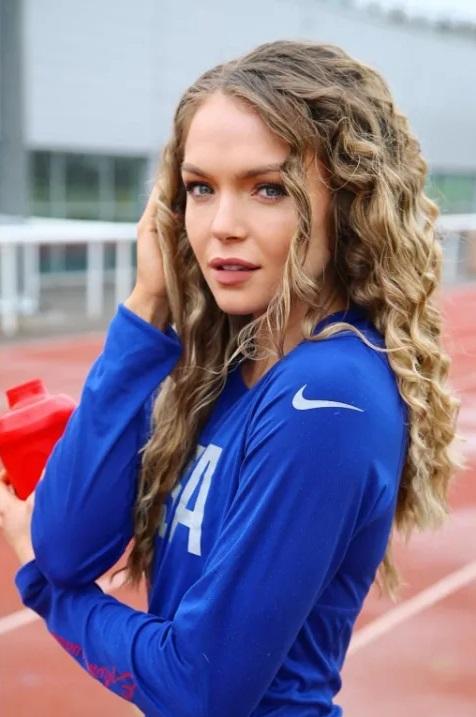 美國田徑女神霍金斯(Chari Hawkins)。(互聯網)