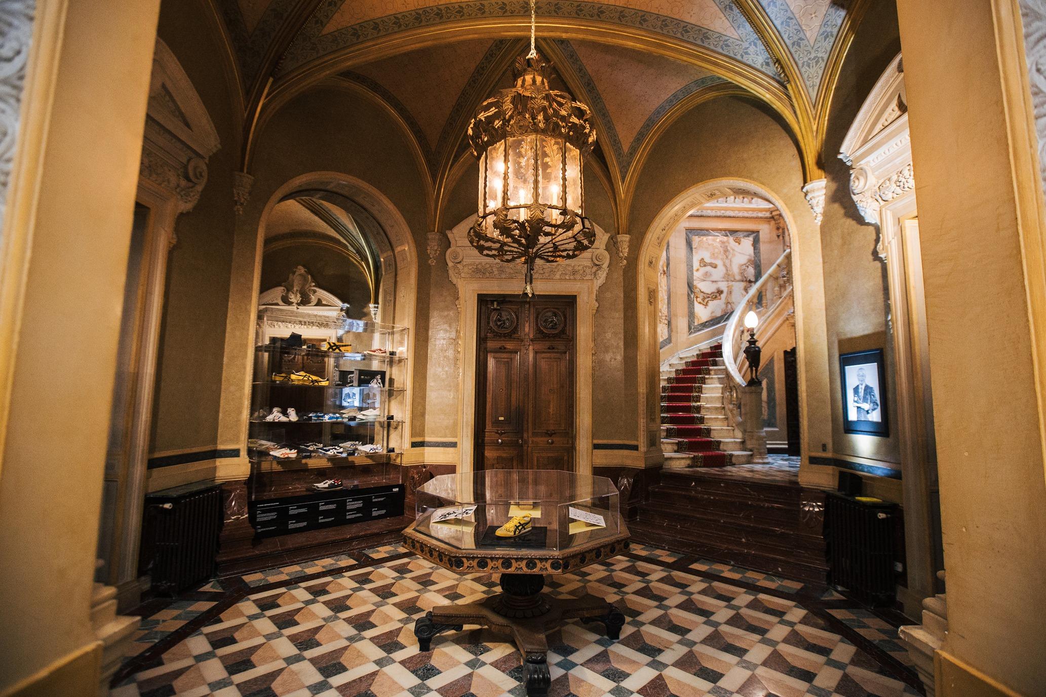 鬼塚虎酒店巴黎開業 文化藝術活動/Tiger Cafe食日本佳餚