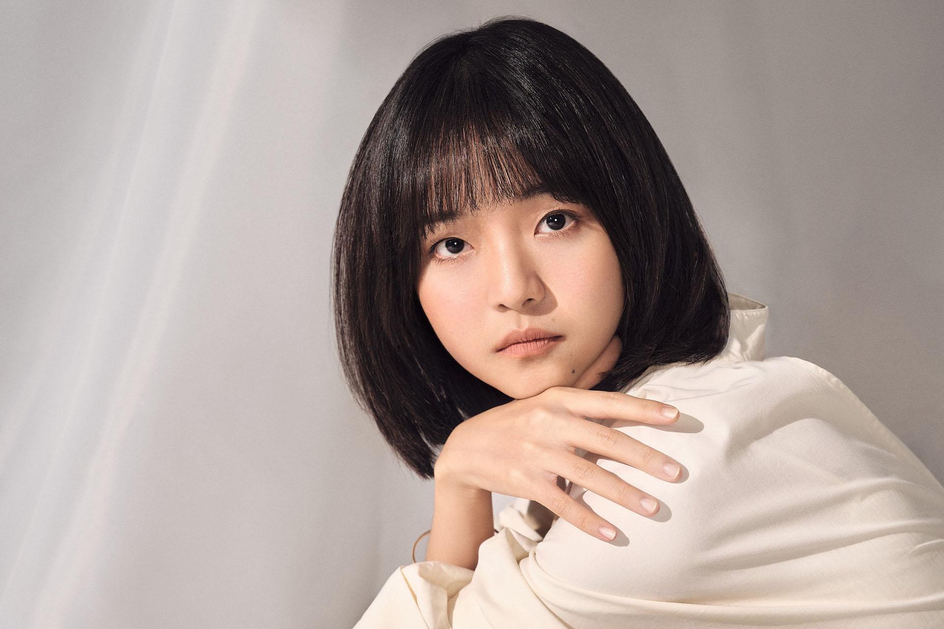 張天賦《小心碰頭》MV女主角林廷憶投訴:MC枕頭戰唔留手