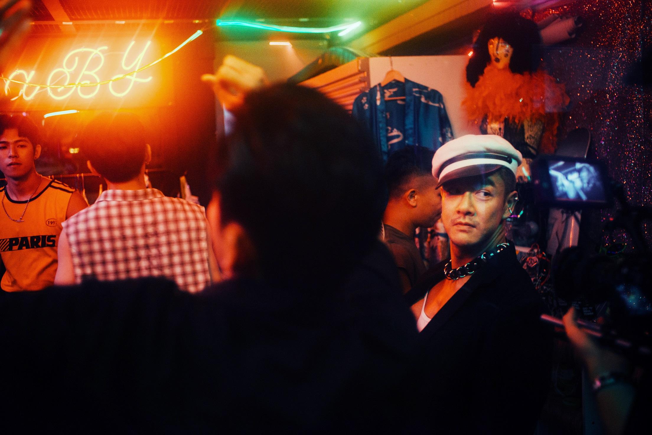 藍奕邦大玩90年代house曲風,推出Clubbing舞池快歌。