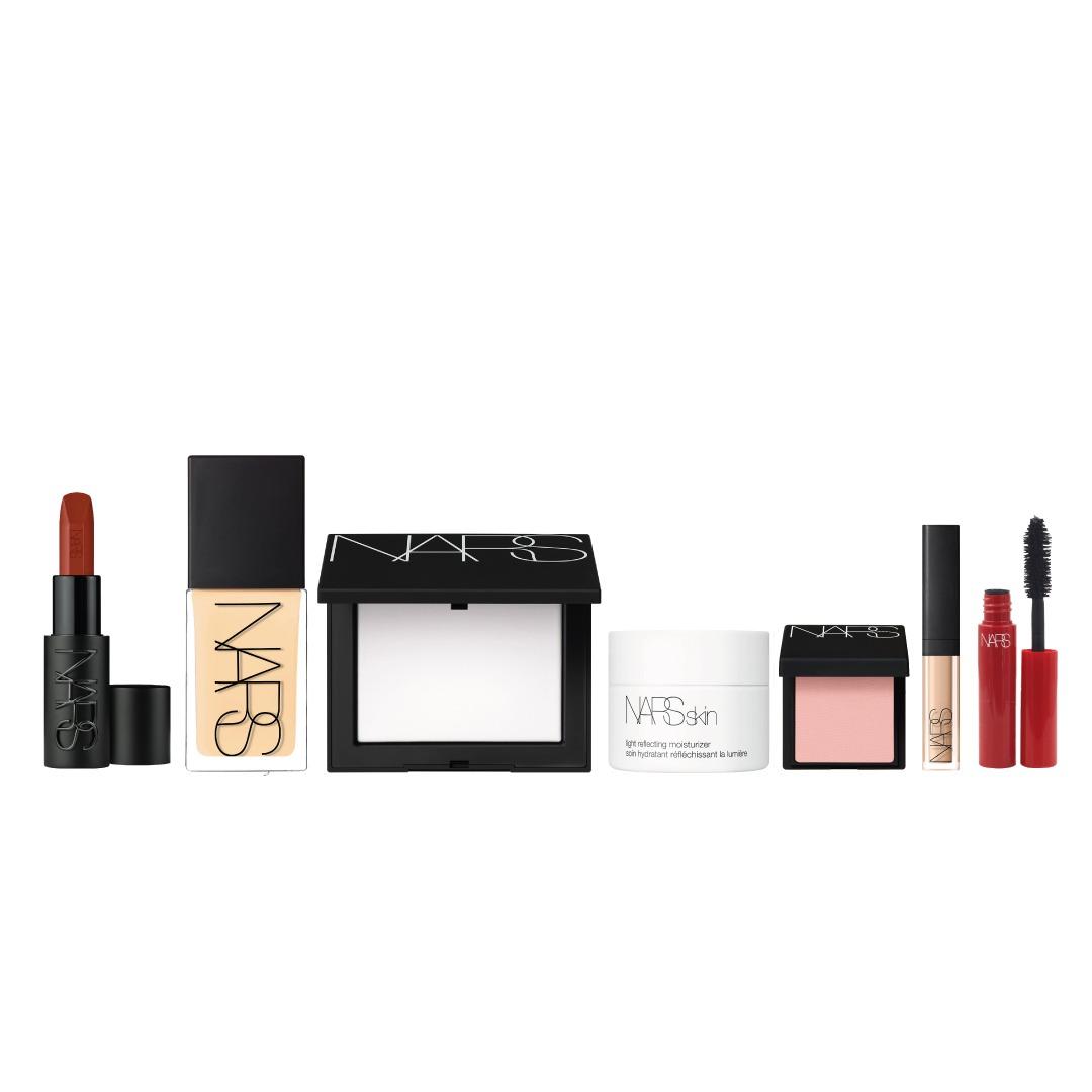 「完美緞光專業彩妝組合」$1,170 (價值$1,581)