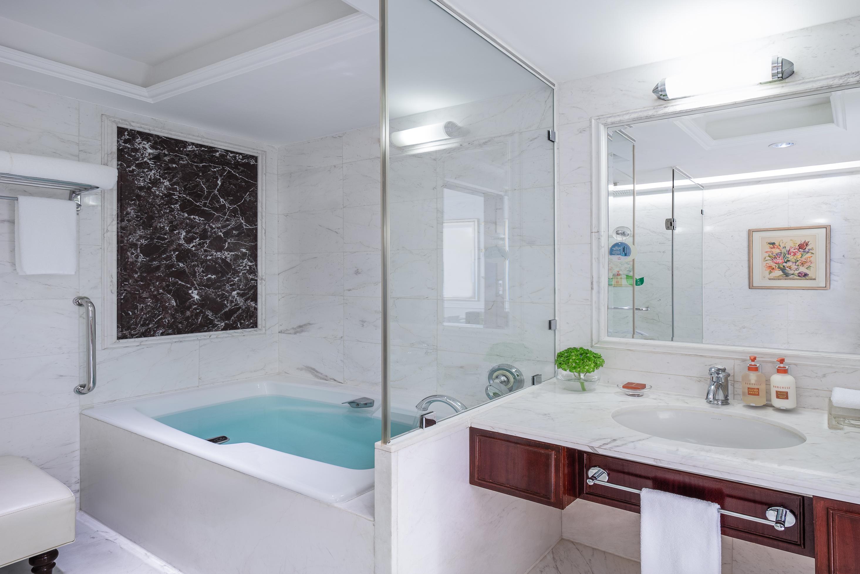 開放式套房浴室