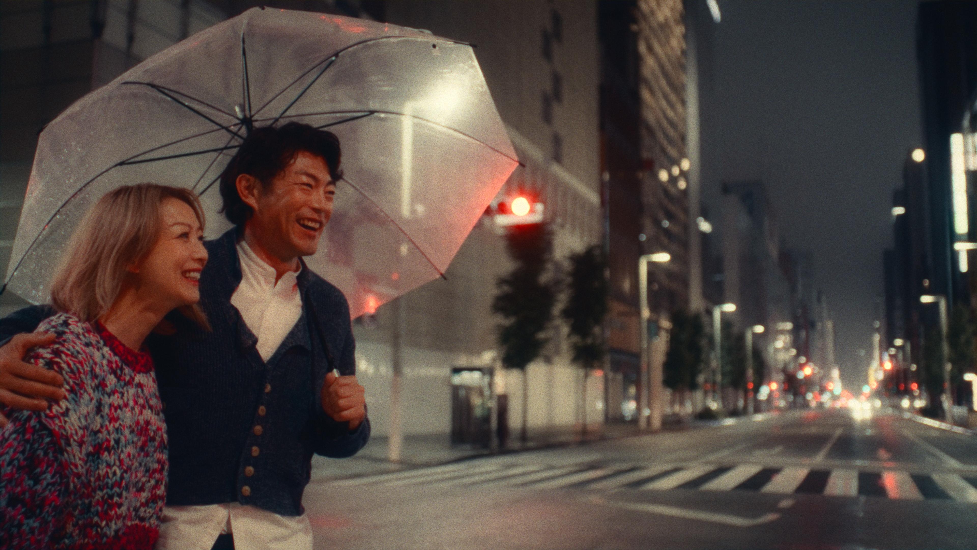 鄭秀文新歌《從前的我們》的MV掀集體回憶。