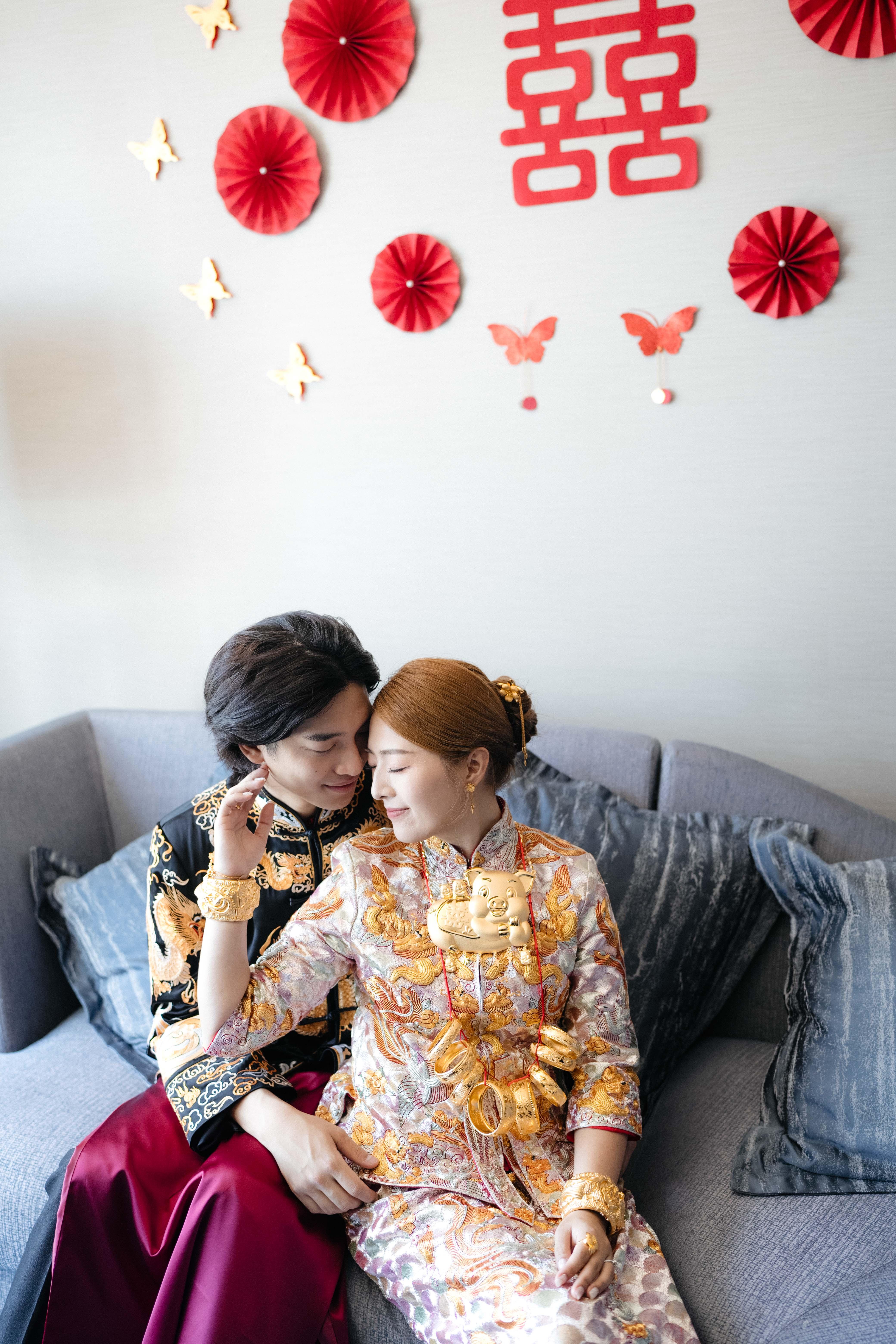 李亦喬與圈外男友拉埋天窗。