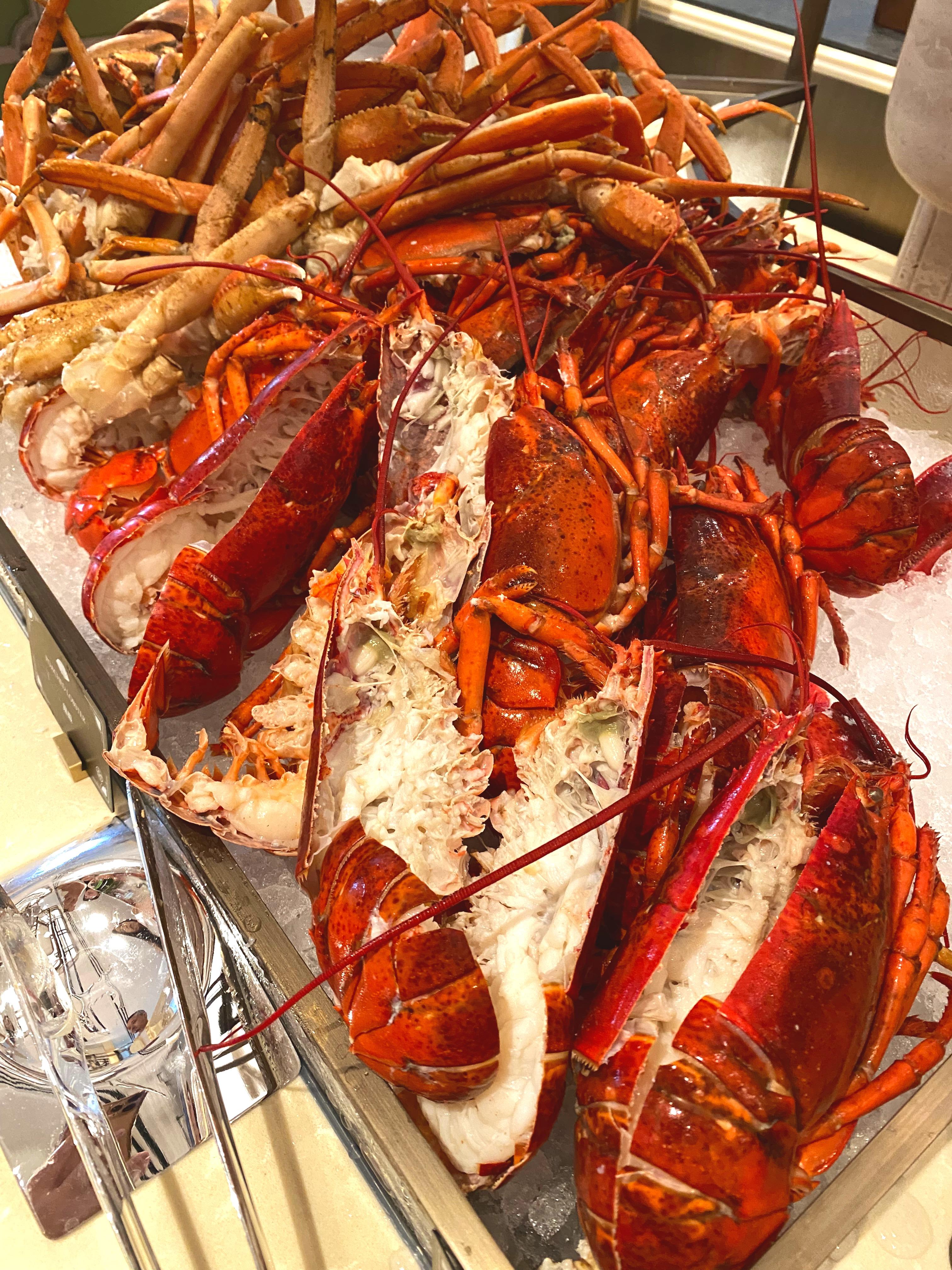 波士頓龍蝦頗厚肉。