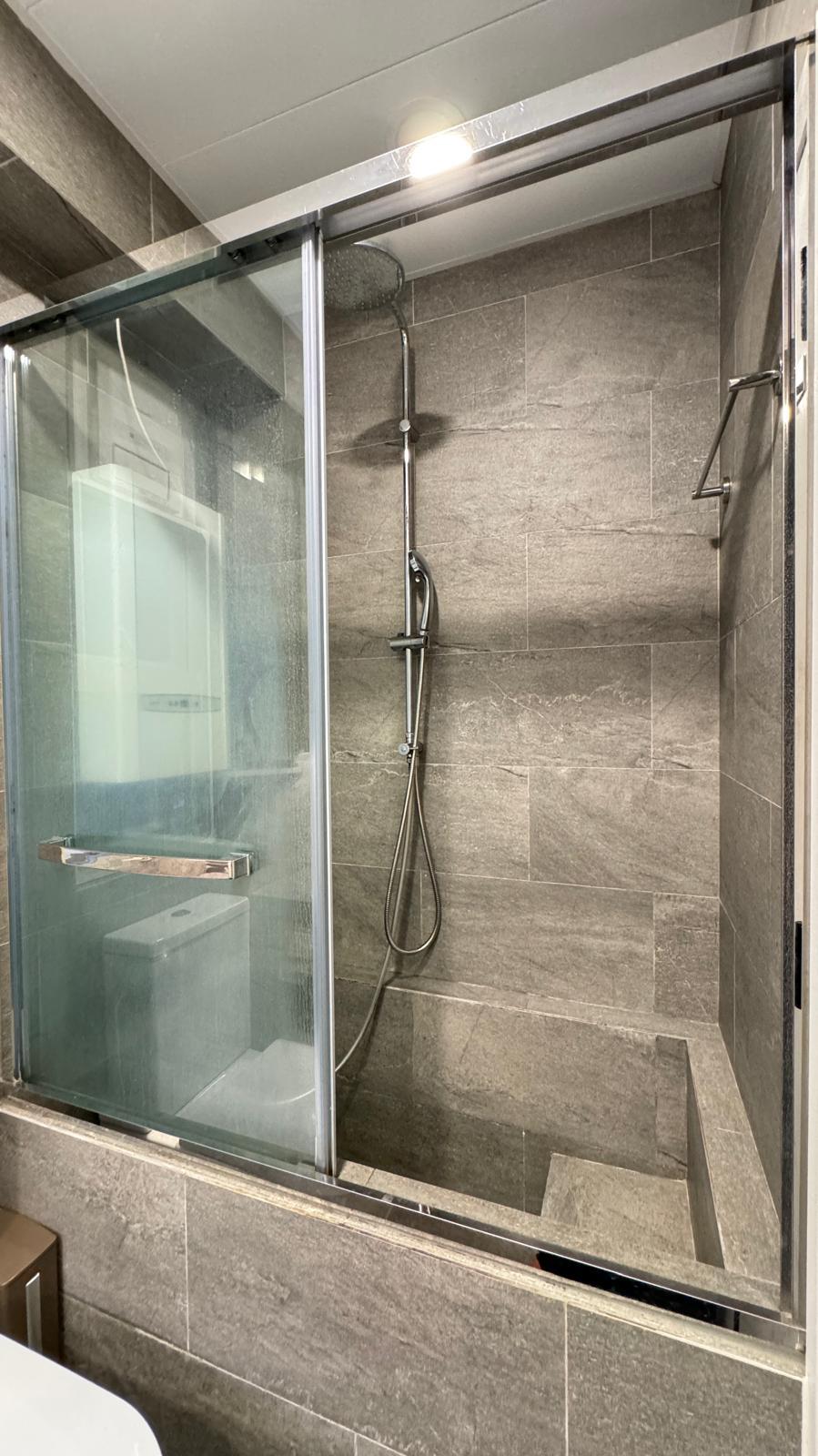 浴室設計實用美觀。