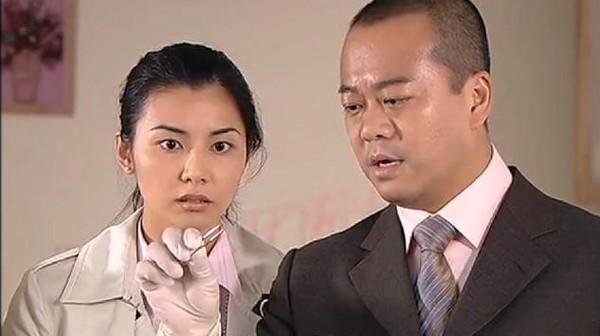 歐陽震華自爆在《法政先鋒》與蒙嘉慧怕咀戲,比女方更害羞。