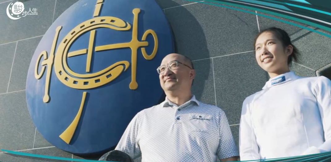 江旻憓曾在2021年接受馬會刊物《駿步人生》訪問,當時的主持便是未來上司譚志源,江旻憓即場指導譚志源打劍。