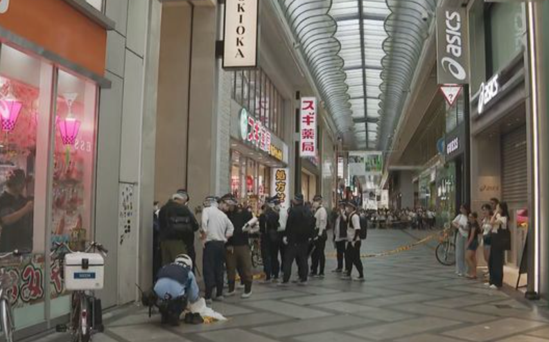 日本大阪心齋橋商店街錶行發生劫案(網上圖片)