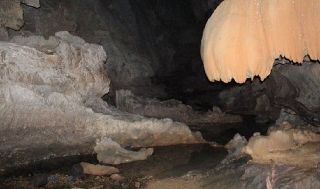 涉事洞穴內部。(互聯網)