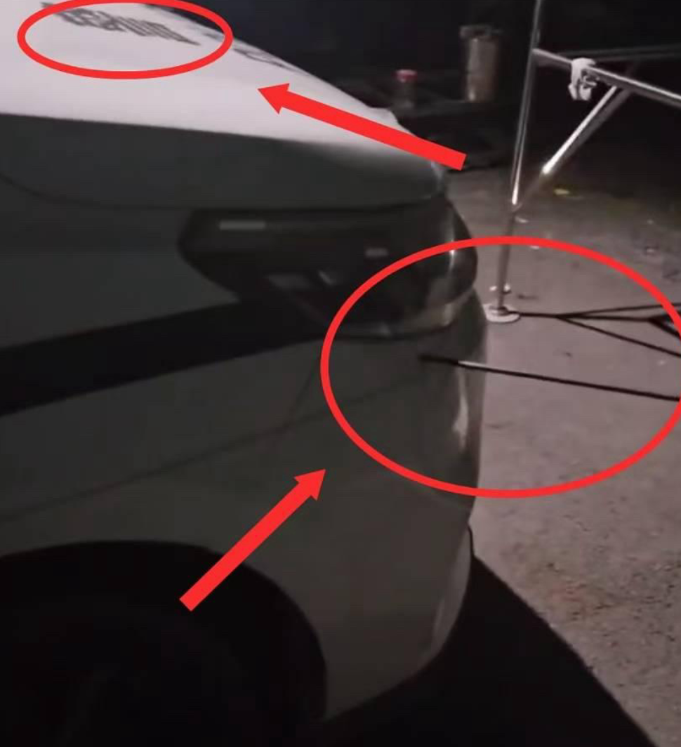 有多輛汽車被弓箭射中