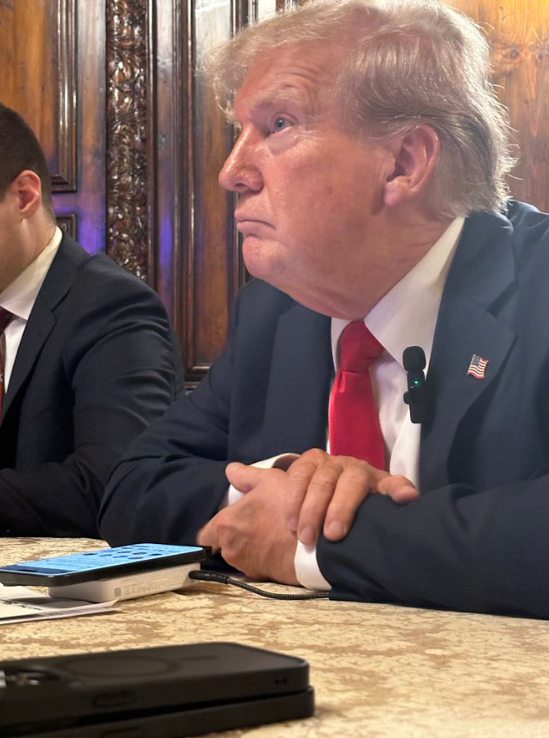 特朗普接受馬斯克線上訪問。(互聯網)