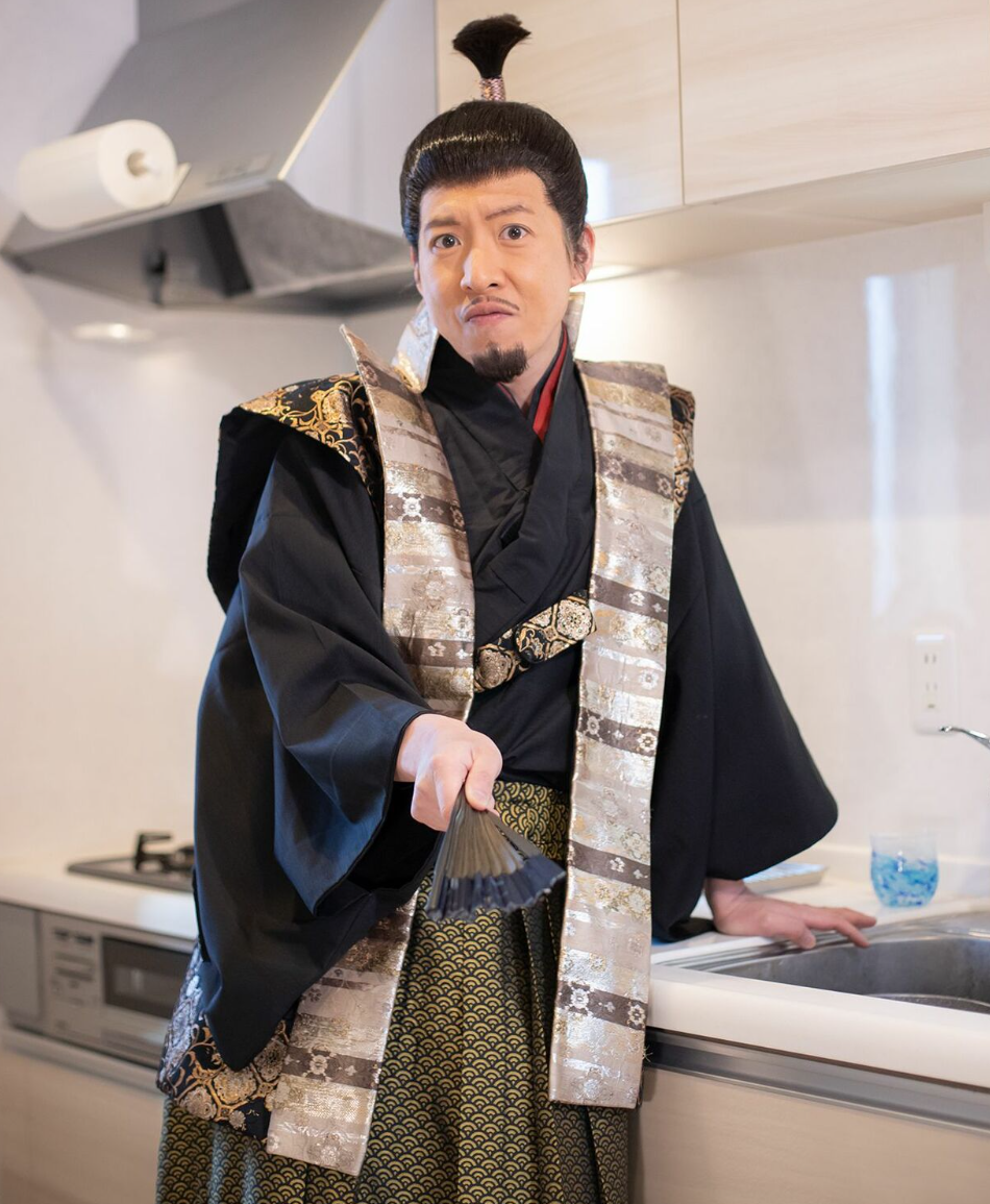 元木敦士扮木村活躍演藝界。