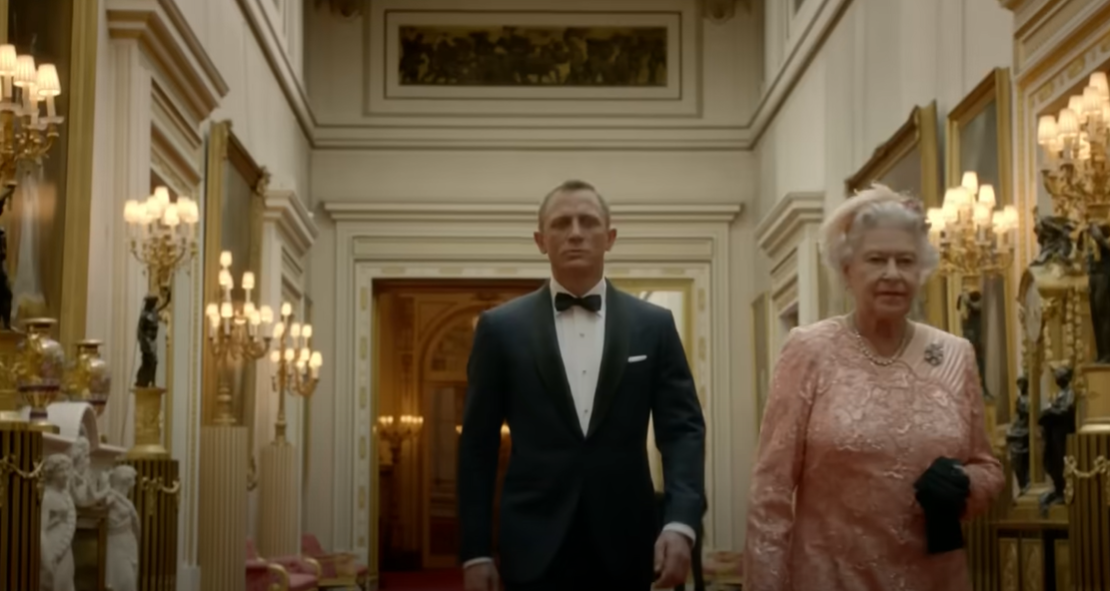 英女王占士邦短片