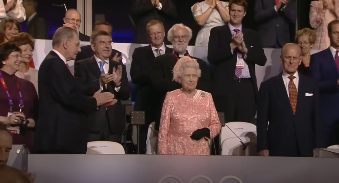 英女王占士邦短片