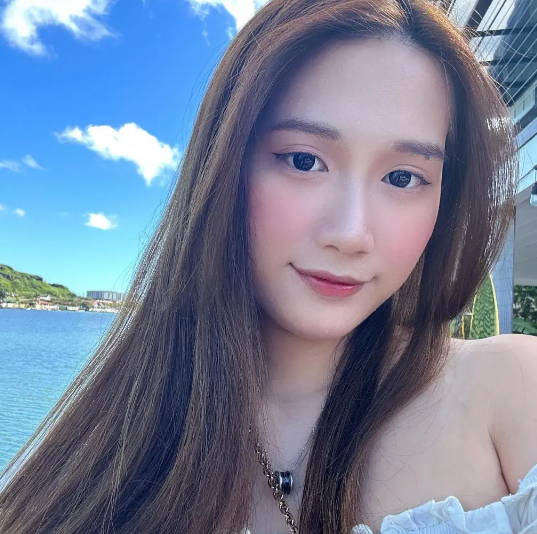 何女在Facebook的照片。(互聯網)