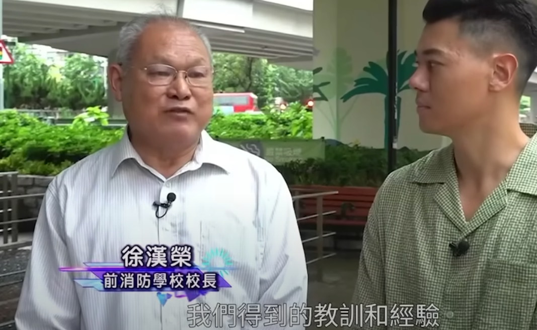 前消防學校校長徐漢榮稱,多年來的經驗教訓及相關研究顯示,有必要提升防火規則,因氣窗沒有抗火性,若有單位失火,毒煙很易飄散到其毗鄰家中危及安全。(東張西望截圖)