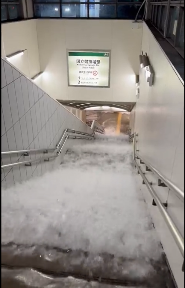 東京暴雨