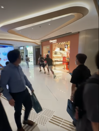 黃竹坑THE SOUTHSIDE現爭執。(南區之友FB)