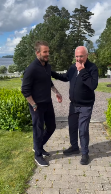 瑞典籍的艾歷臣曾在2001至2006年執教英格蘭,期間提攜「萬人迷」碧咸擔任隊長,後者於社交媒體上載片段悼念這名三獅軍首位外籍主帥,更分享在艾歷臣臨終前,到瑞典探望他的影片