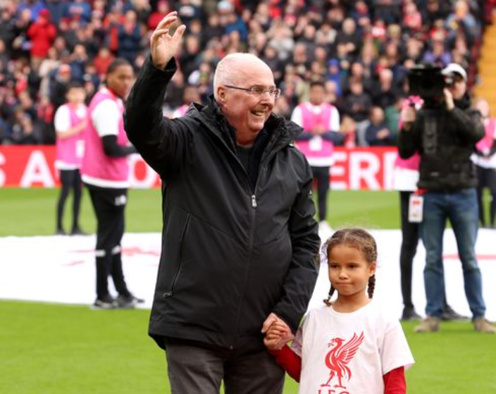 患上末期胰臟癌的英格蘭前領隊艾歷臣周一病逝,終年76歲(資料圖片)