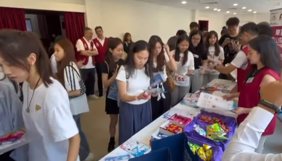 東區警區在樹仁大學舉辦內地生防騙講座(東區警區FB)
