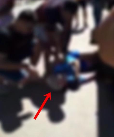 Jaiane當場昏迷,由現場人士幫忙救出送院。(YouTube)