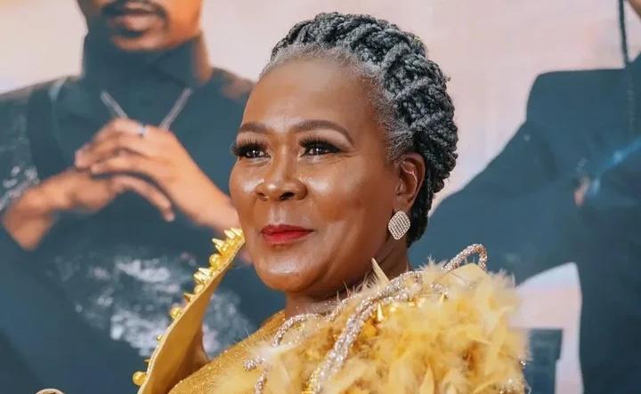 醉心舞台表演加入音樂劇團成為演員。(網上圖片)