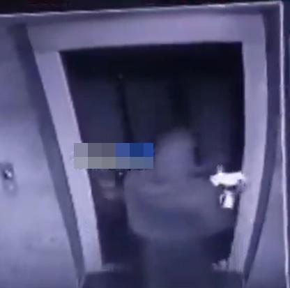 婦人一腳踏空就直墮電梯槽,原來𨋢早已不在原樓層。(X)