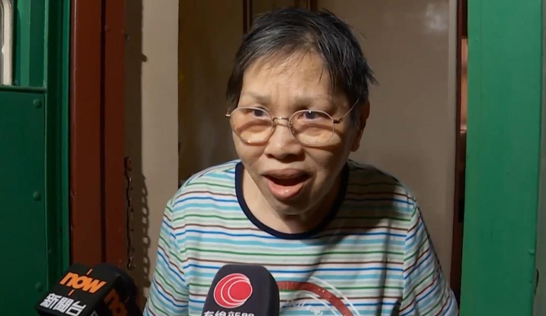 有居住唐樓的婆婆指,曾有發展商以1.8萬元一呎購買她的700呎單位,希望今次有1000萬補償。(有線新聞截圖)