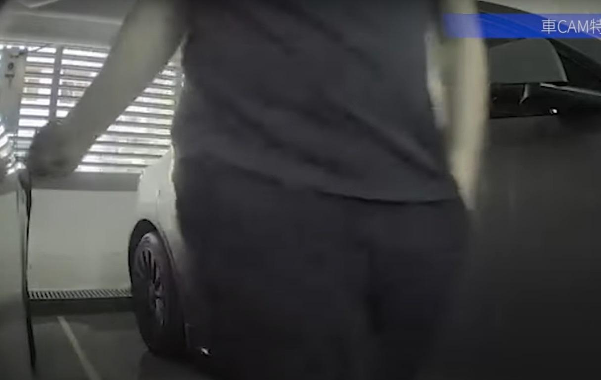車Cam直擊|北角停車場現鎅車狂徒。(網片截圖)