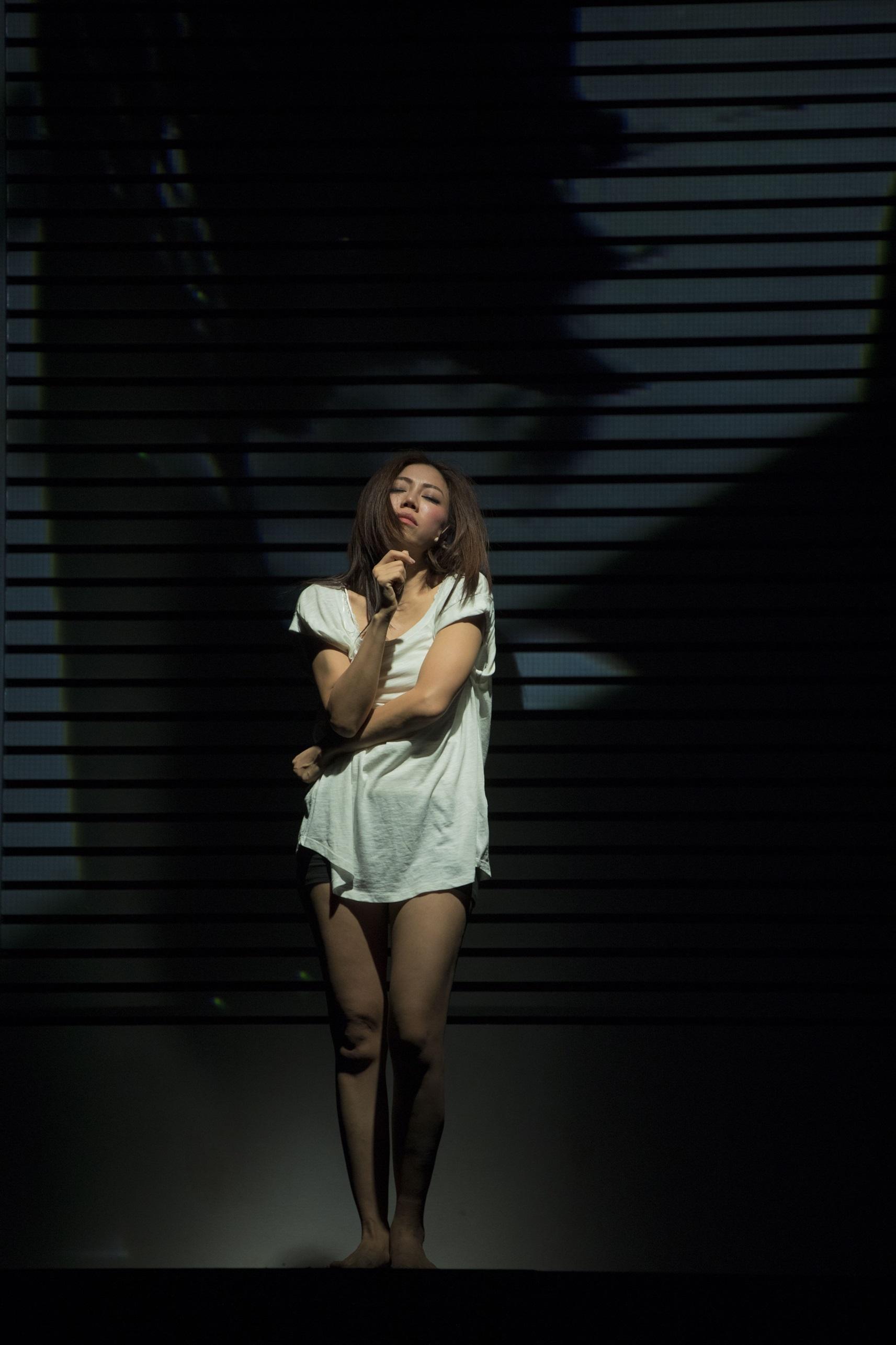 《失憶【諒解】備忘鹿》是Keare自編自導自演作品,更是她個人投資。