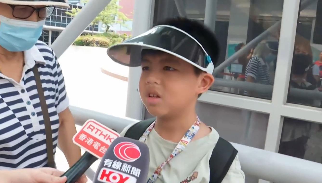 李同學指,希望看多一些有關歷史以及內地法例。(有線新聞截圖)