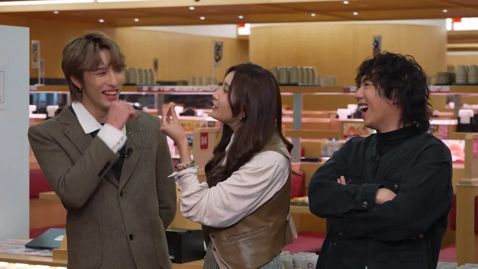 腦霧研究所|強尼客串神秘顧客交足戲 周漢寧自備武器卻無用武之地