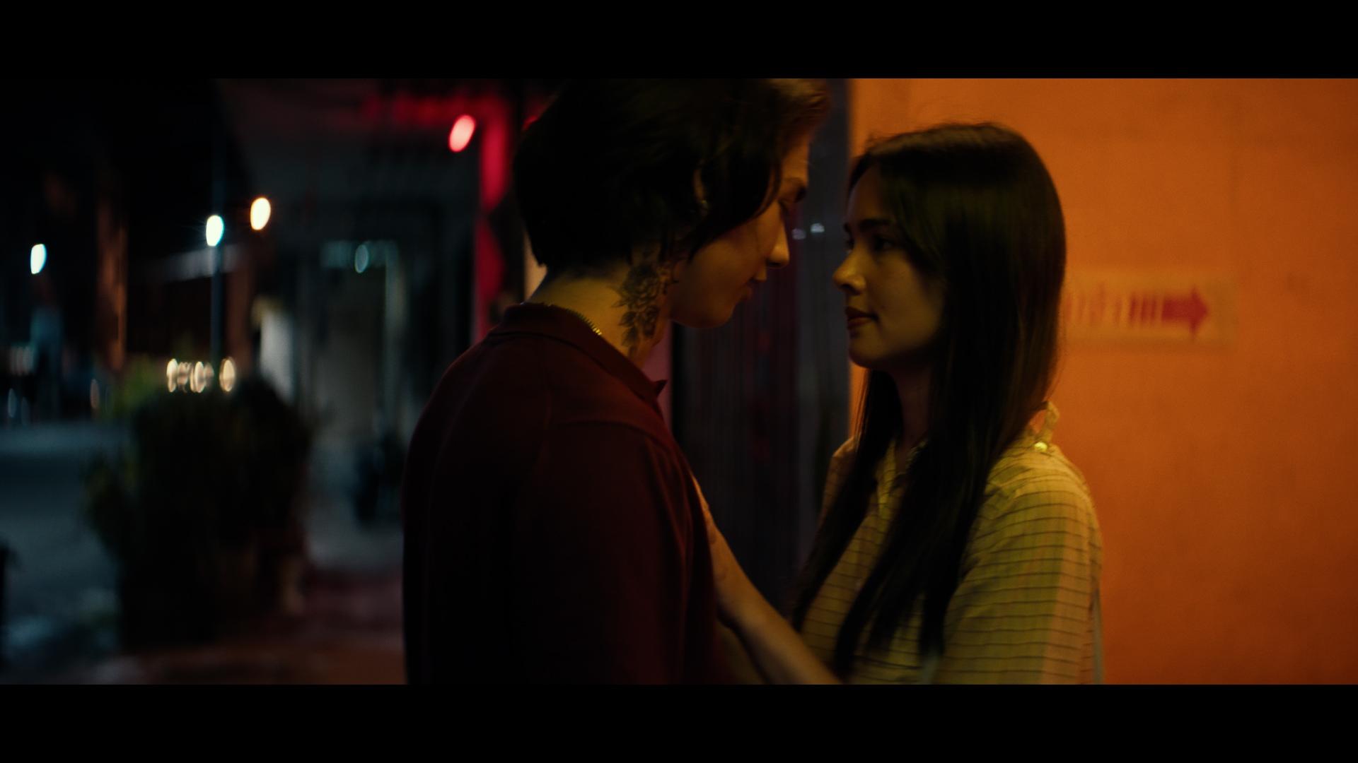 Bright和Yaya合演的《分期付款愛上你》,觸及泰國人的債務問題。